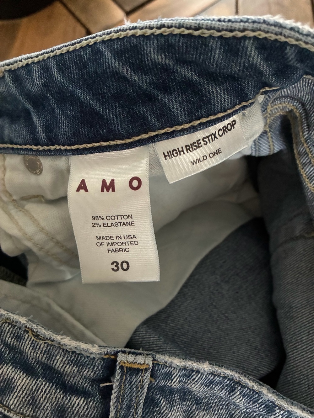 AMO High Rise Stix Crop - Picture 9 of 11